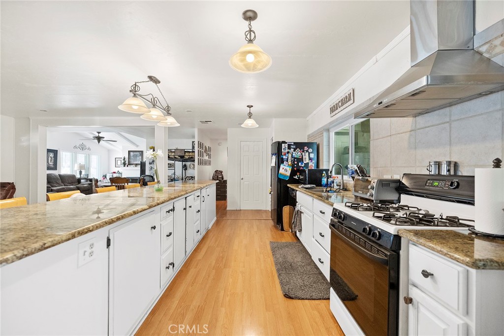 44025 White Mountain Road