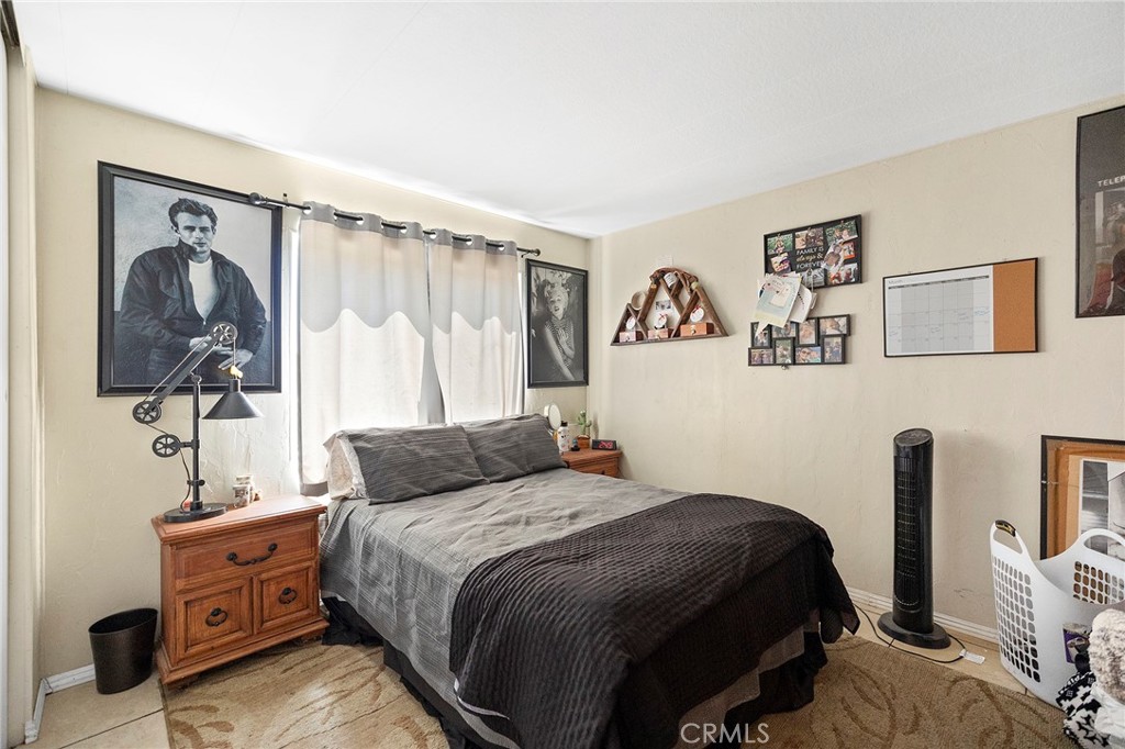 44025 White Mountain Road