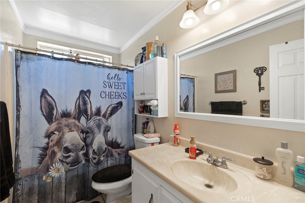 44025 White Mountain Road