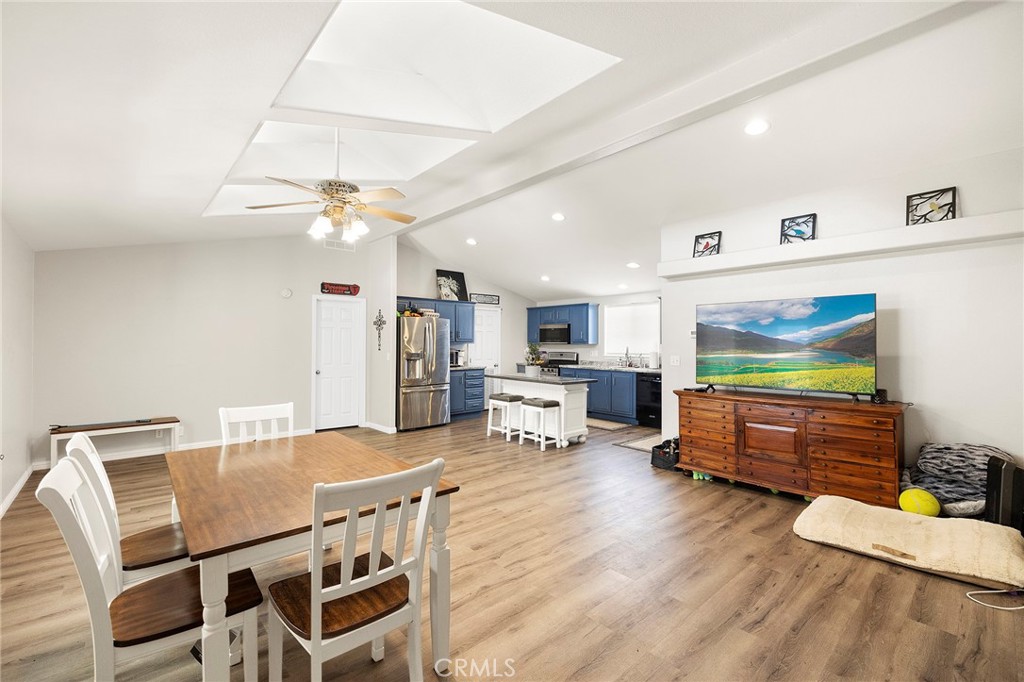 44025 White Mountain Road