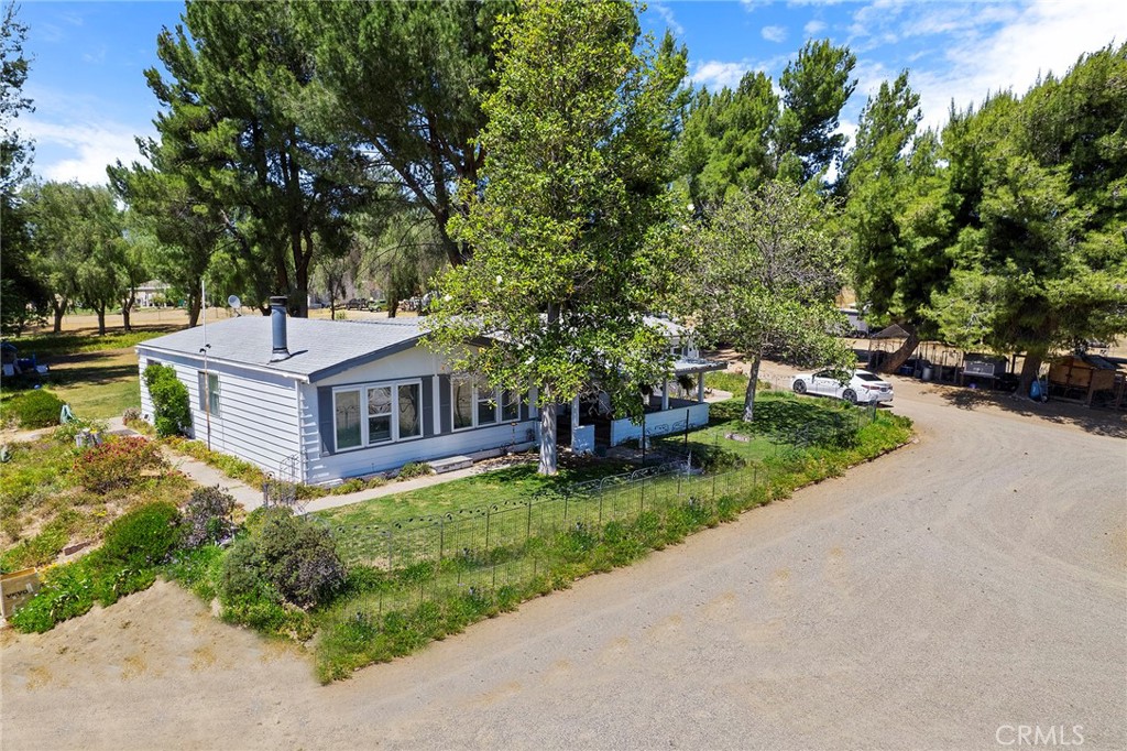 44025 White Mountain Road