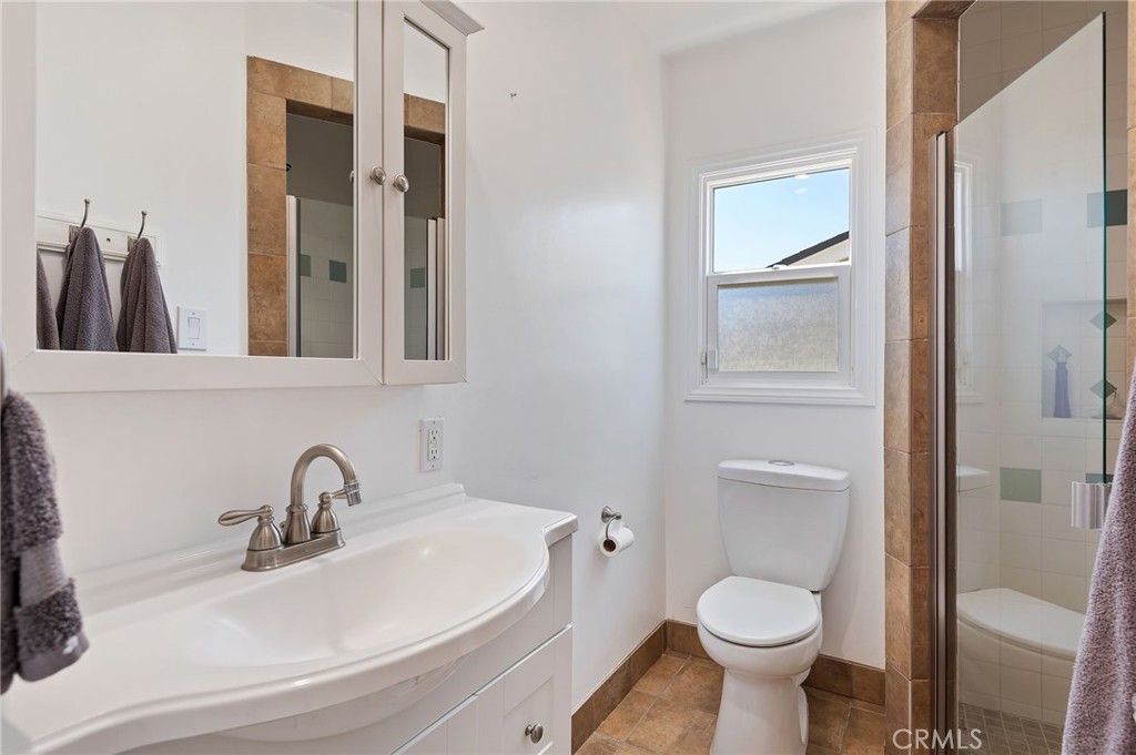 386 Dorothy Avenue