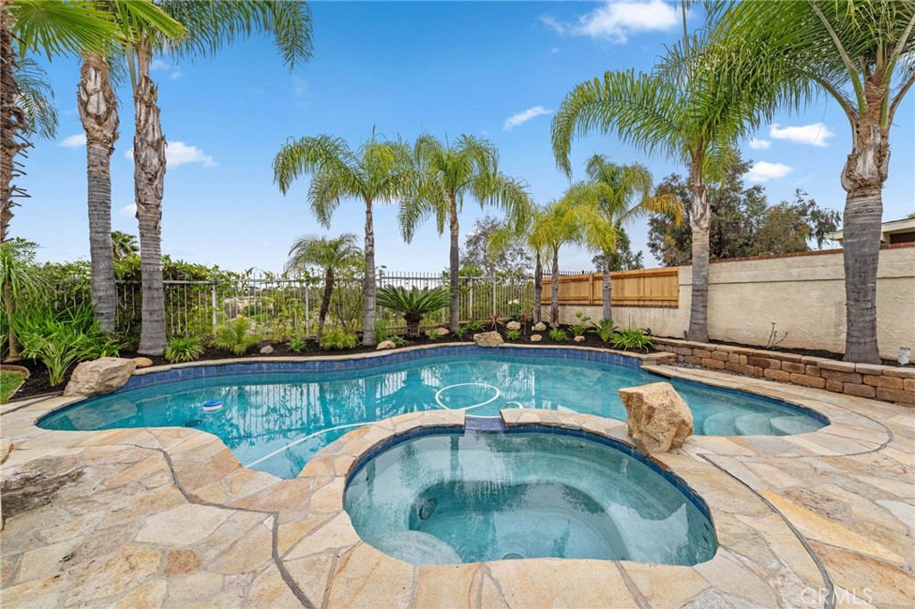 31606 Paseo Goleta
