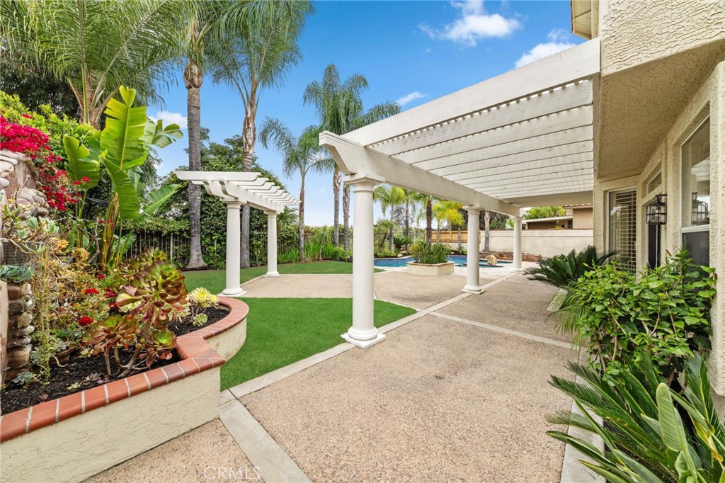 31606 Paseo Goleta