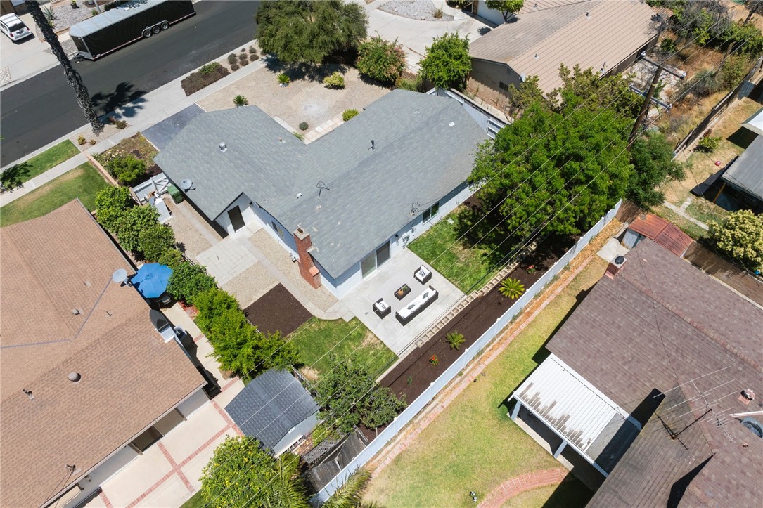 324 E Citron Street