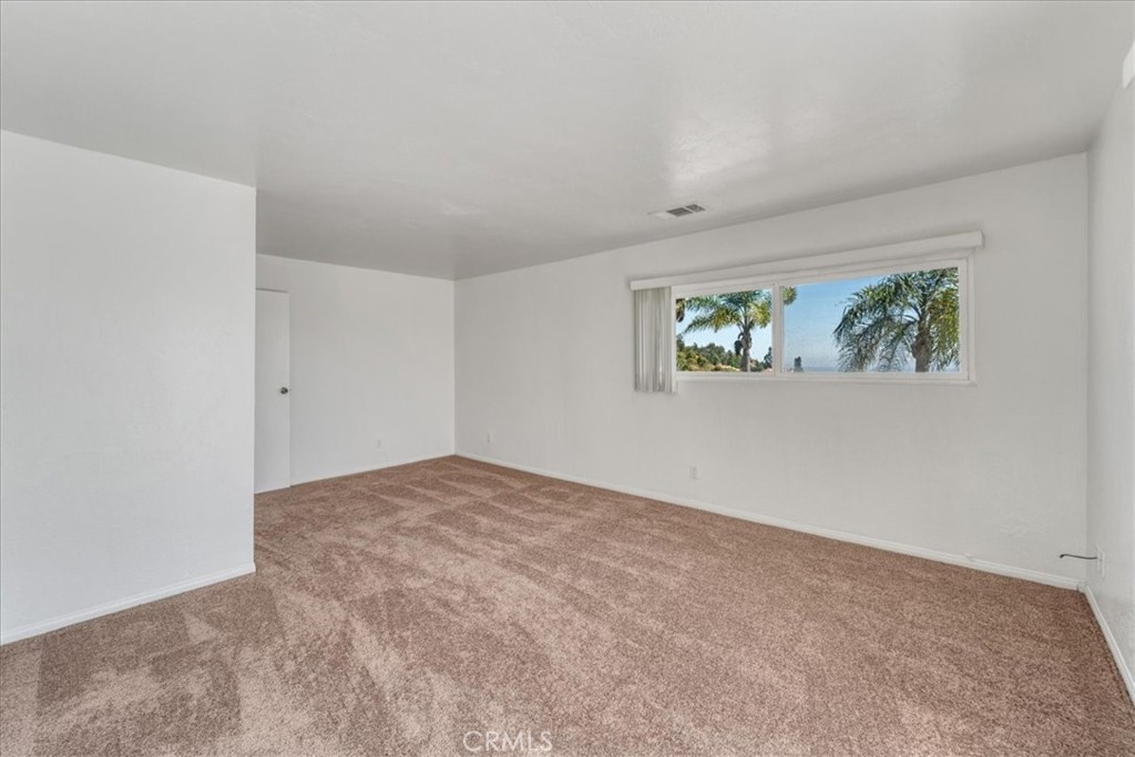 3343 Red Mountain Heights Drive