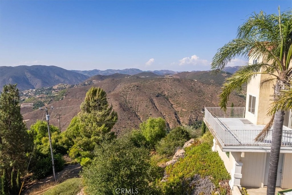 3343 Red Mountain Heights Drive