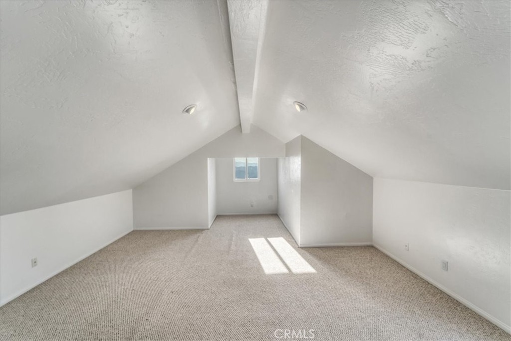 3343 Red Mountain Heights Drive