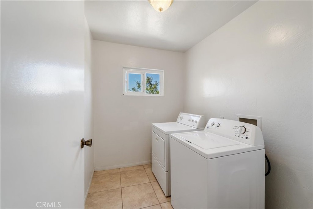 3343 Red Mountain Heights Drive