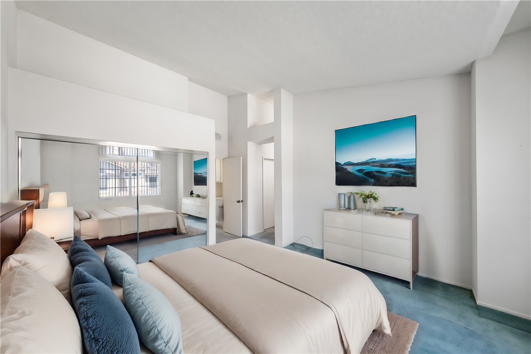 1101 Portofino Court 102