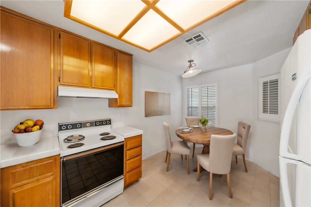 1101 Portofino Court 102