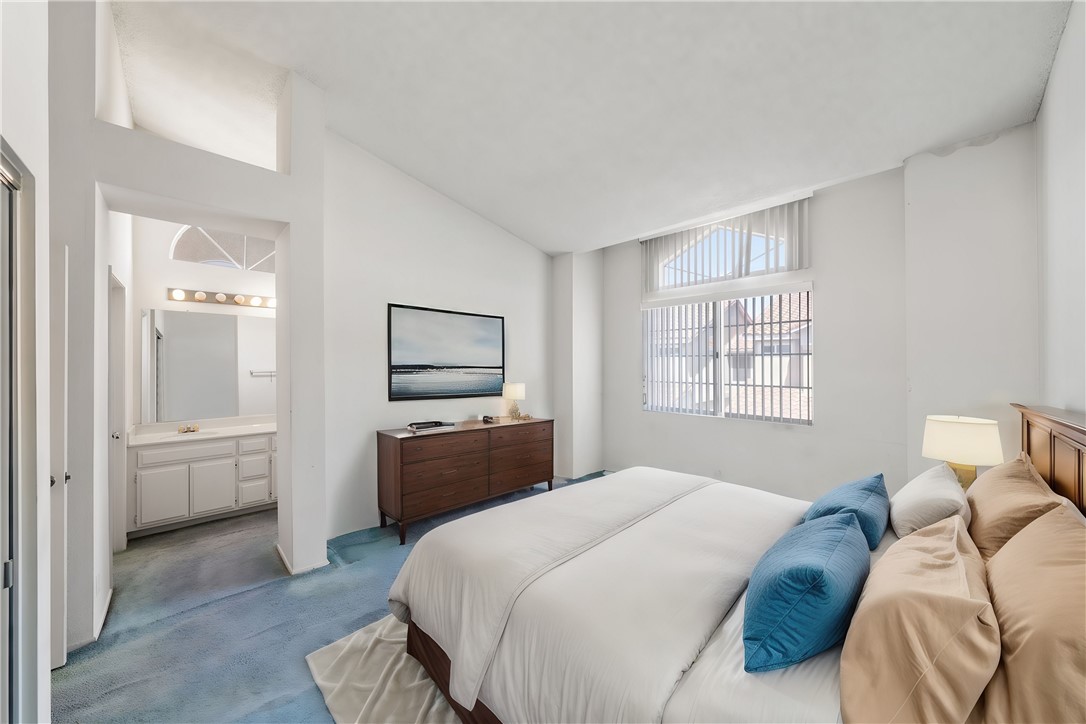 1101 Portofino Court 102