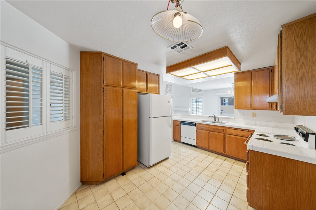 1101 Portofino Court 102