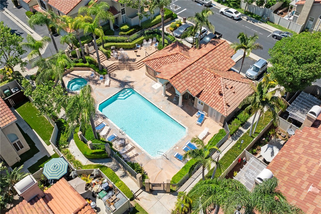 1101 Portofino Court 102