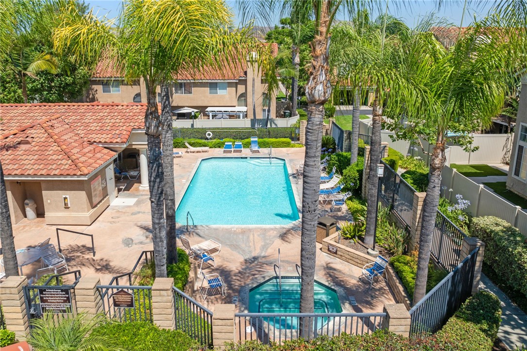 1101 Portofino Court 102