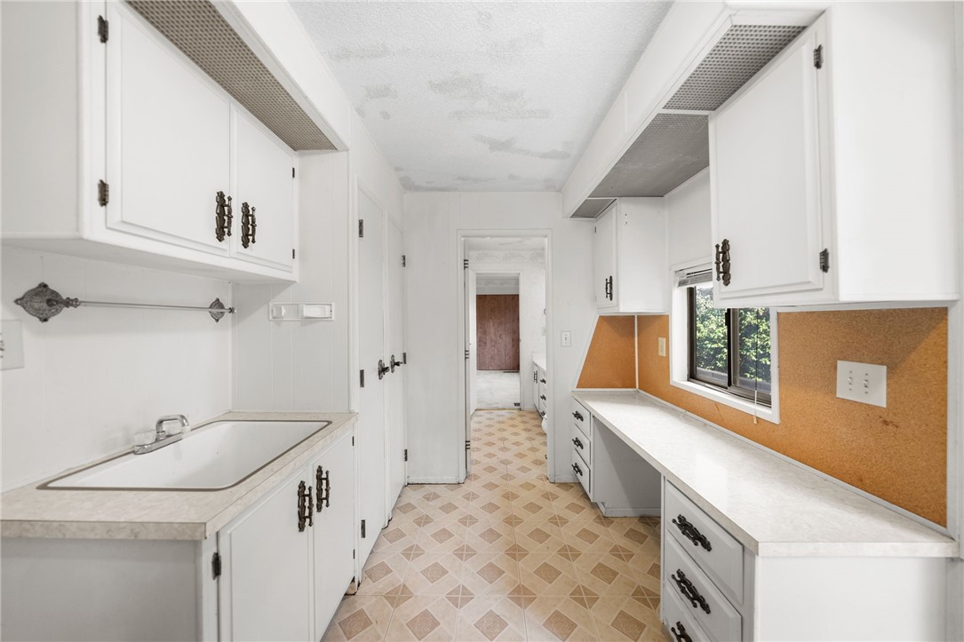 9255 Magnolia Avenue 329