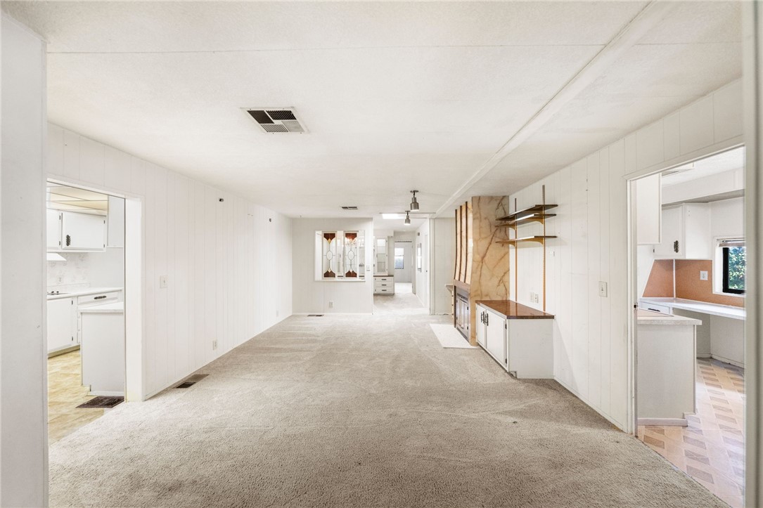 9255 Magnolia Avenue 329