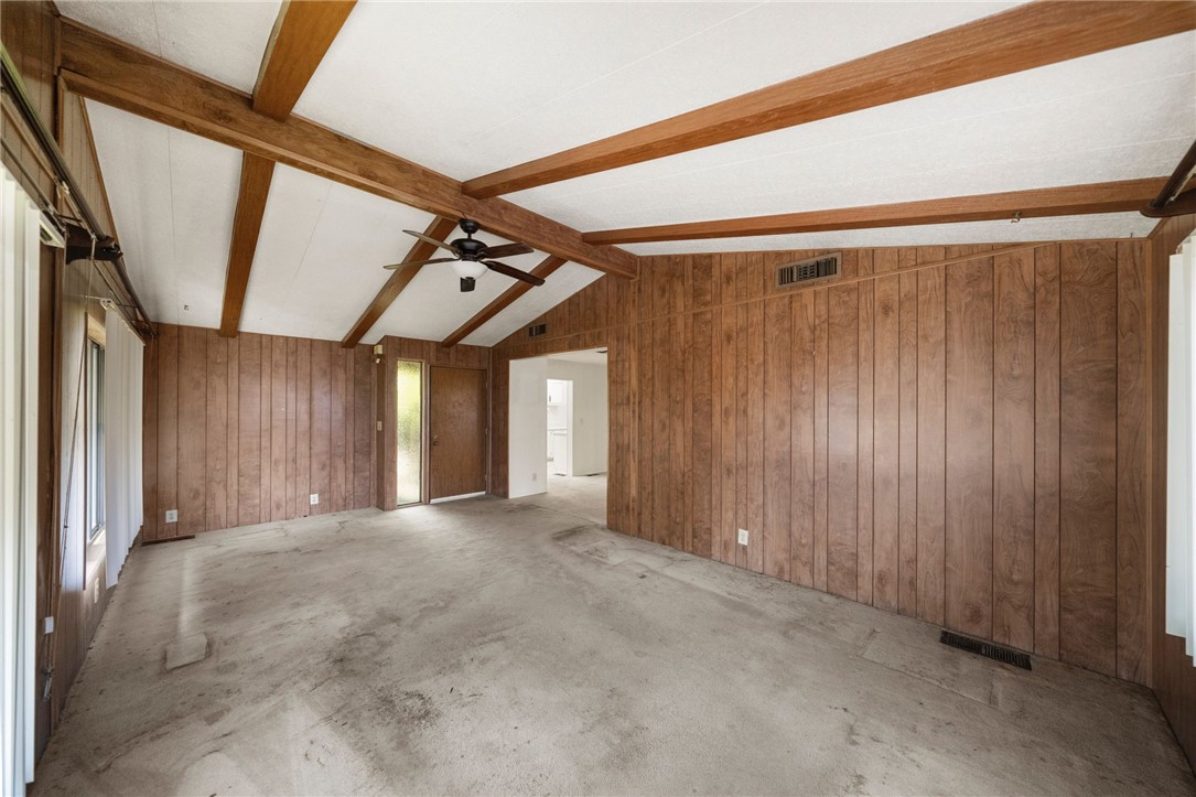 9255 Magnolia Avenue 329