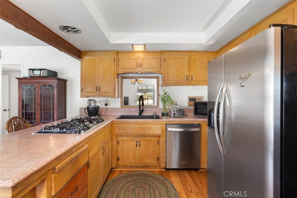 1460 W 170th Street