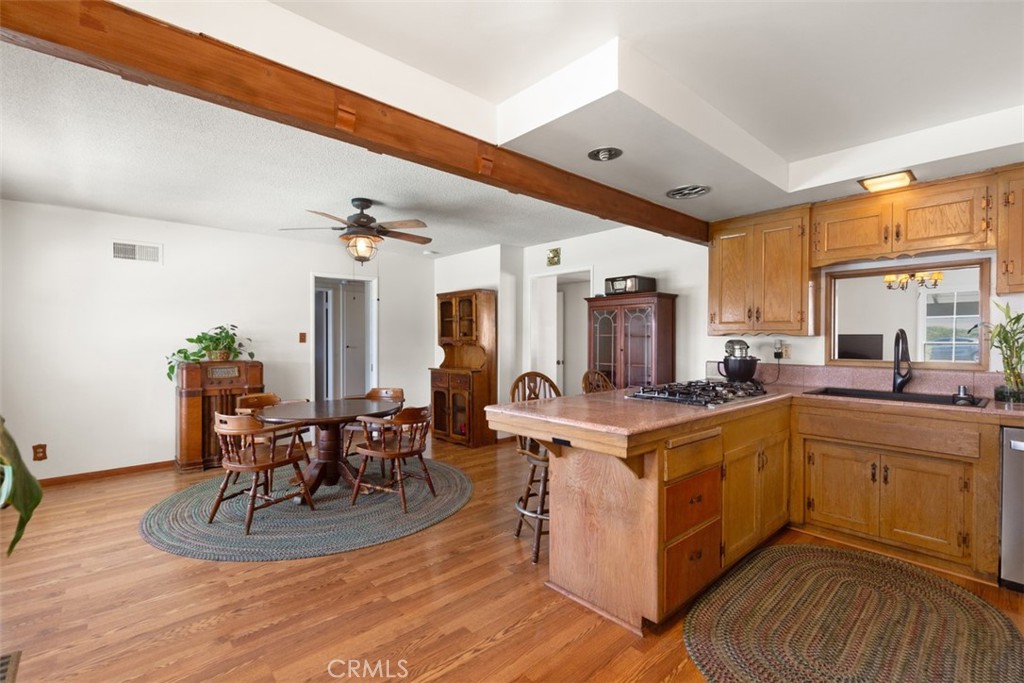 1460 W 170th Street