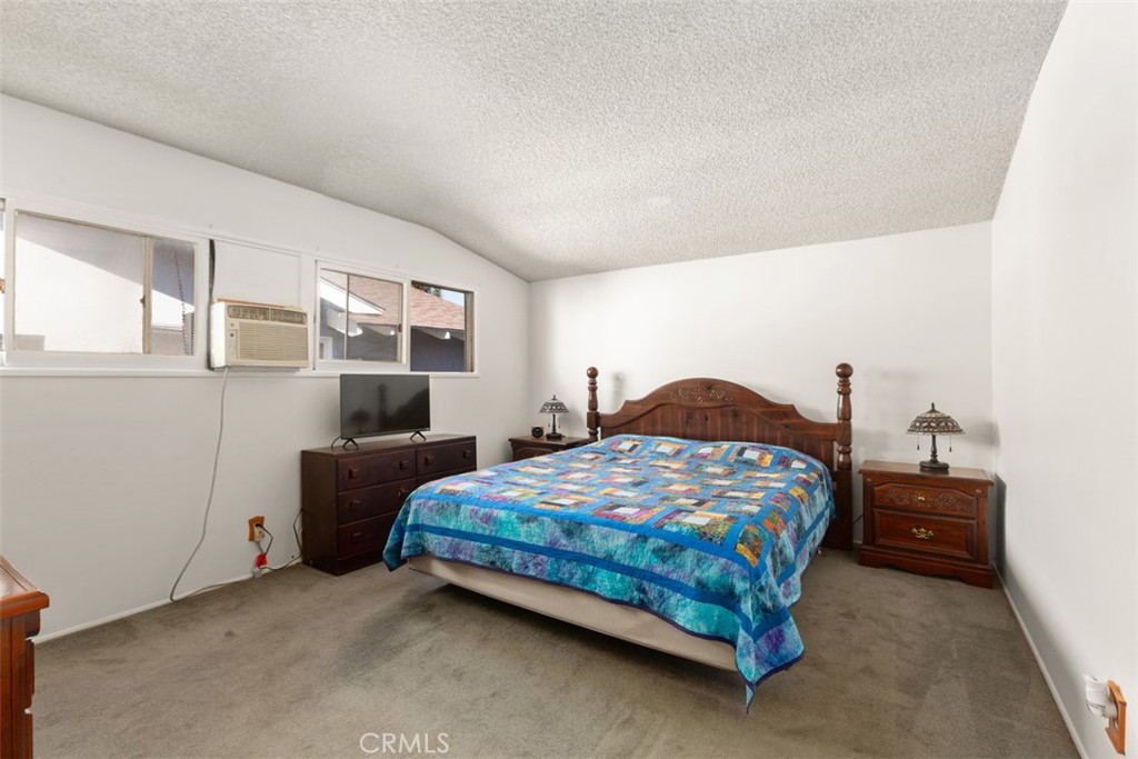 1460 W 170th Street