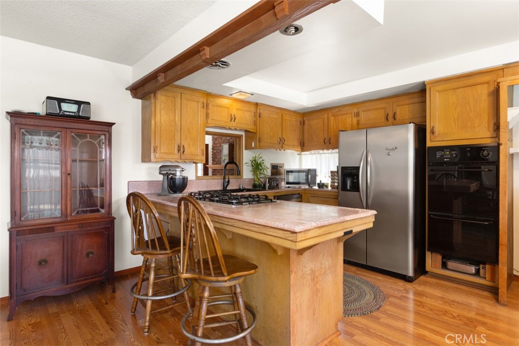 1460 W 170th Street
