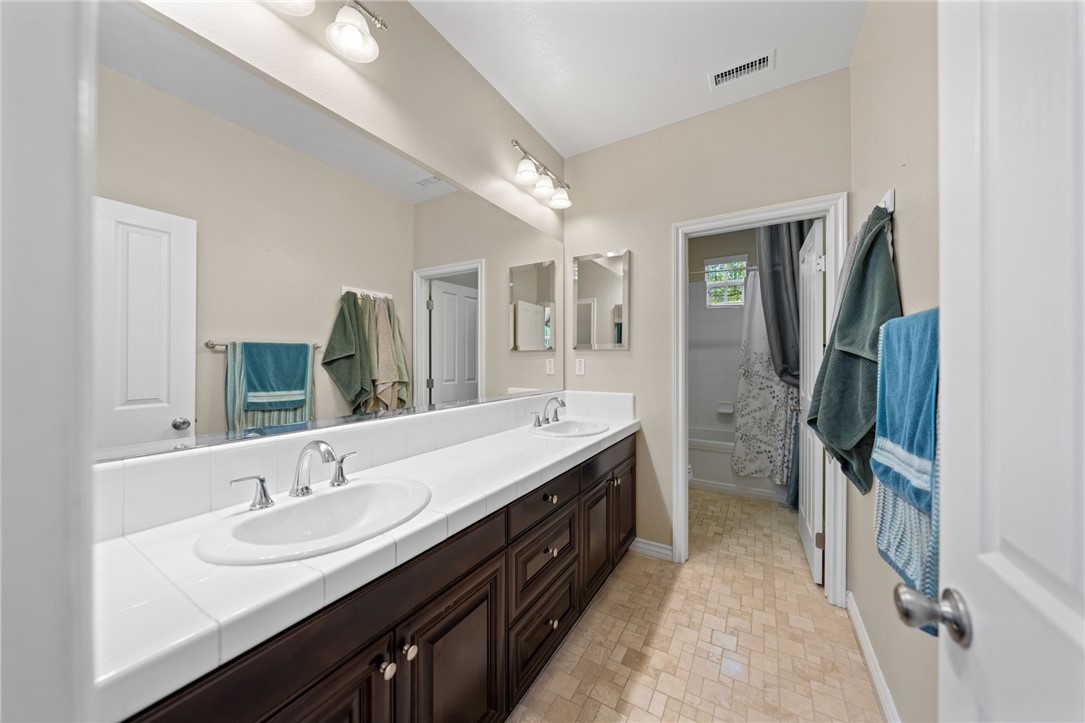 13015 Ridge Route Road