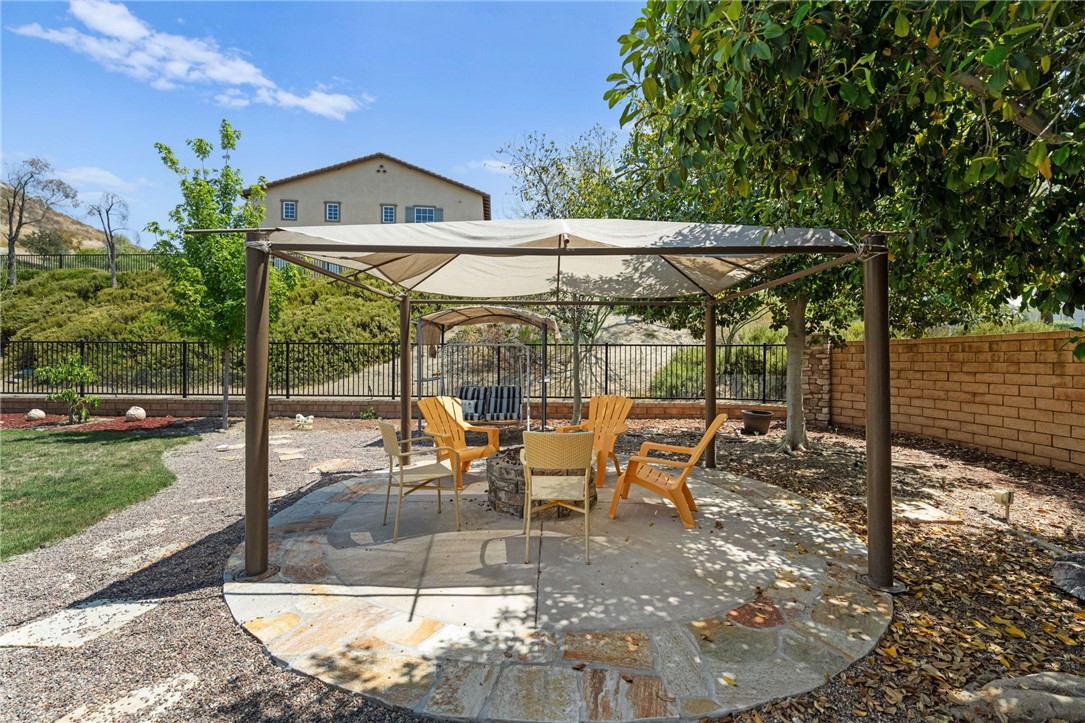 13015 Ridge Route Road