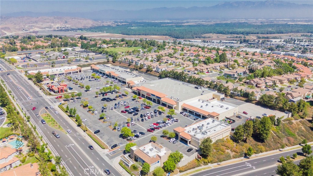 1140 Vista Lomas Lane