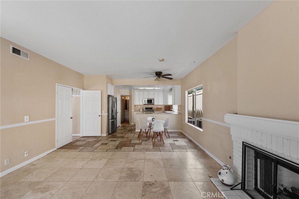 1140 Vista Lomas Lane