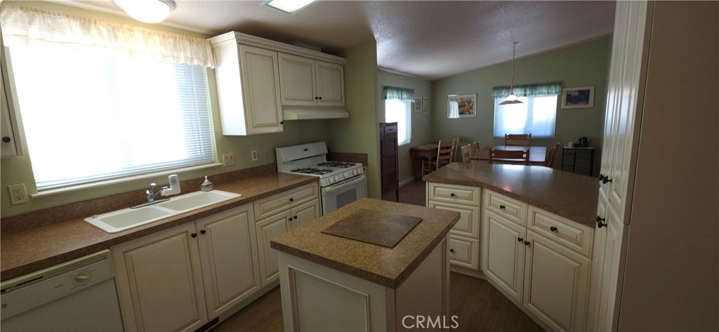 69525 Dillon Road 32