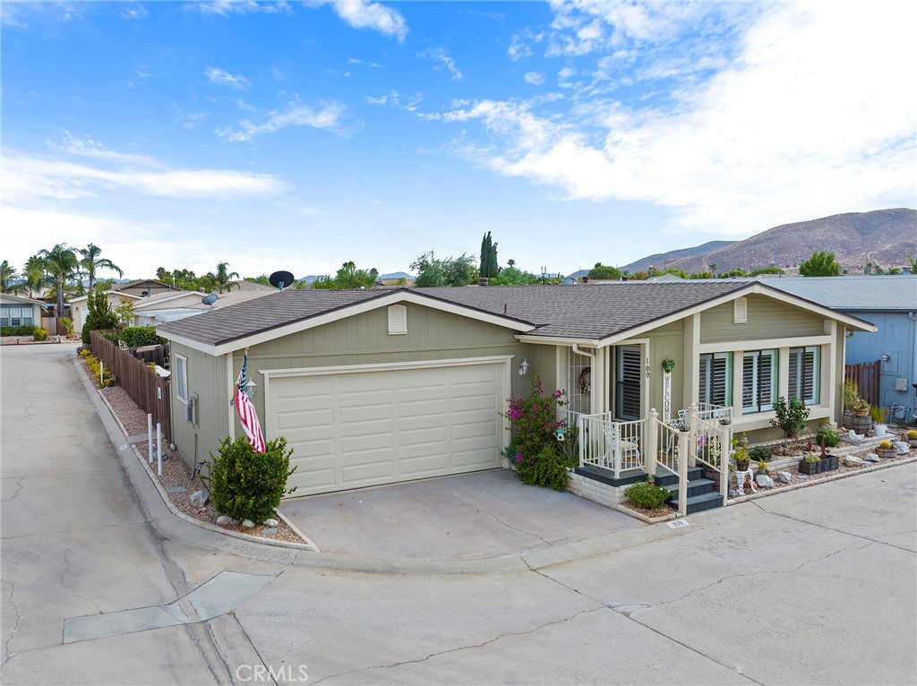 27250 Murrieta Road 109