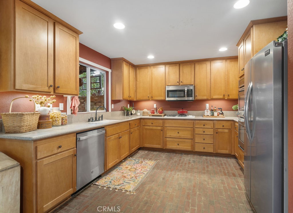 29132 Emerald Circle