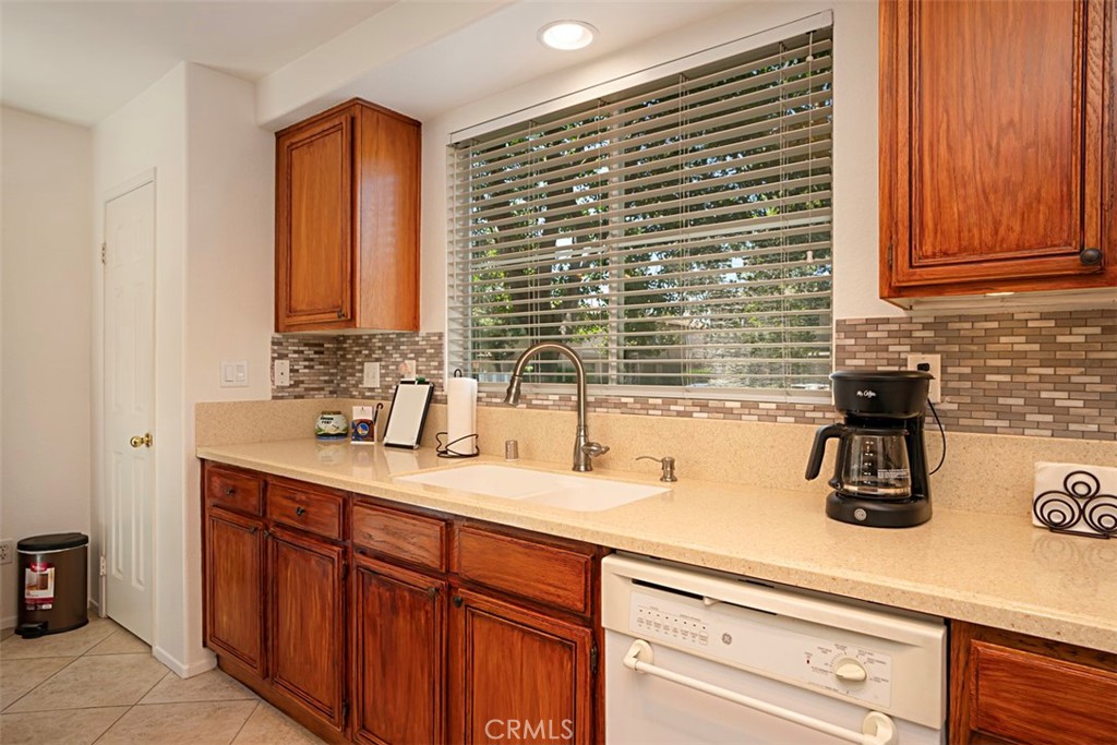 26403 Arboretum Way 2304