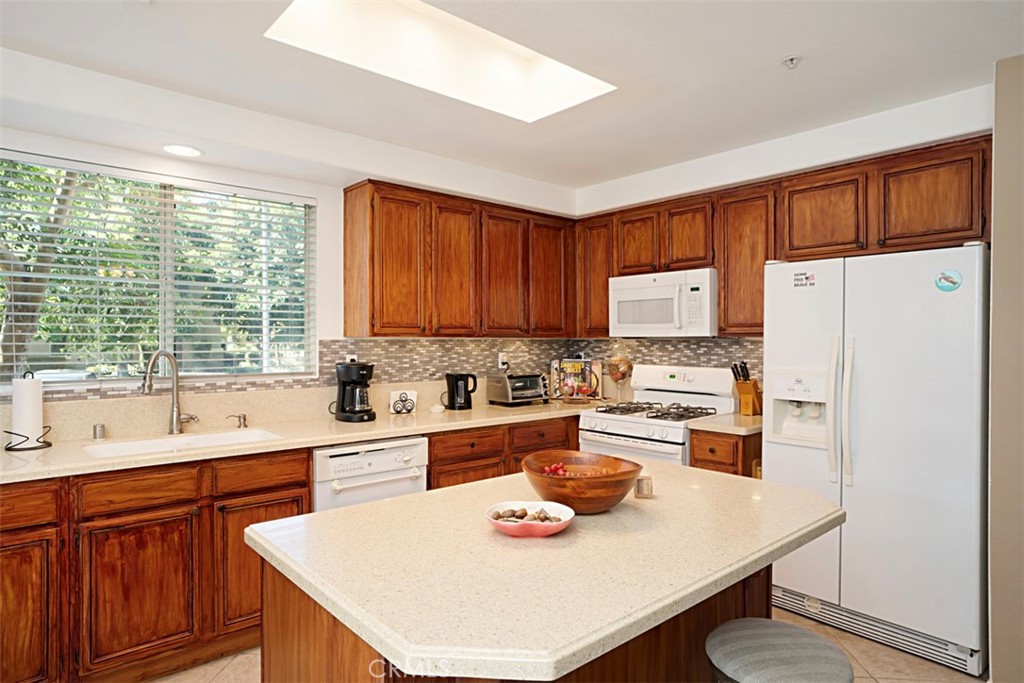 26403 Arboretum Way 2304