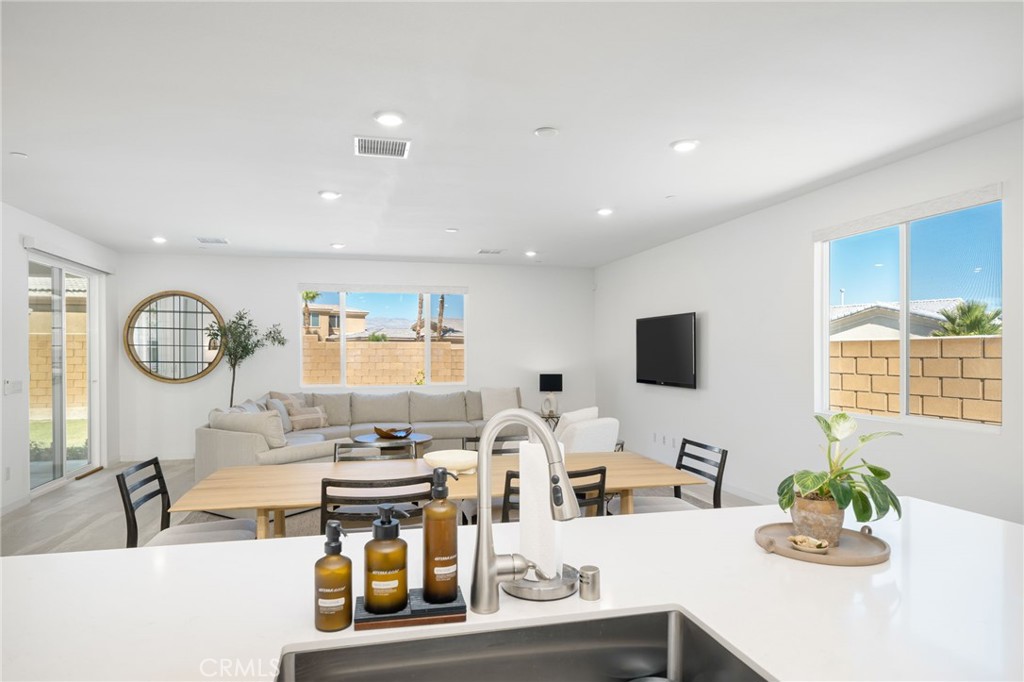 39696 Picasso Court
