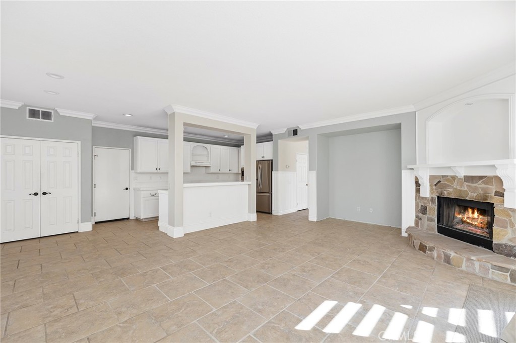 24503 Corte Descanso