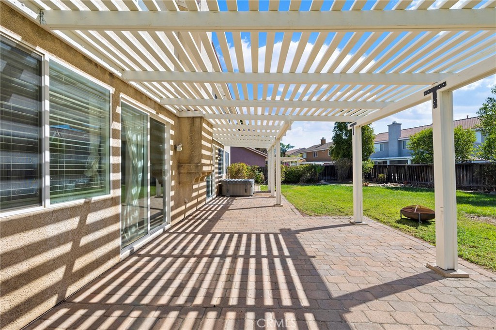 24503 Corte Descanso