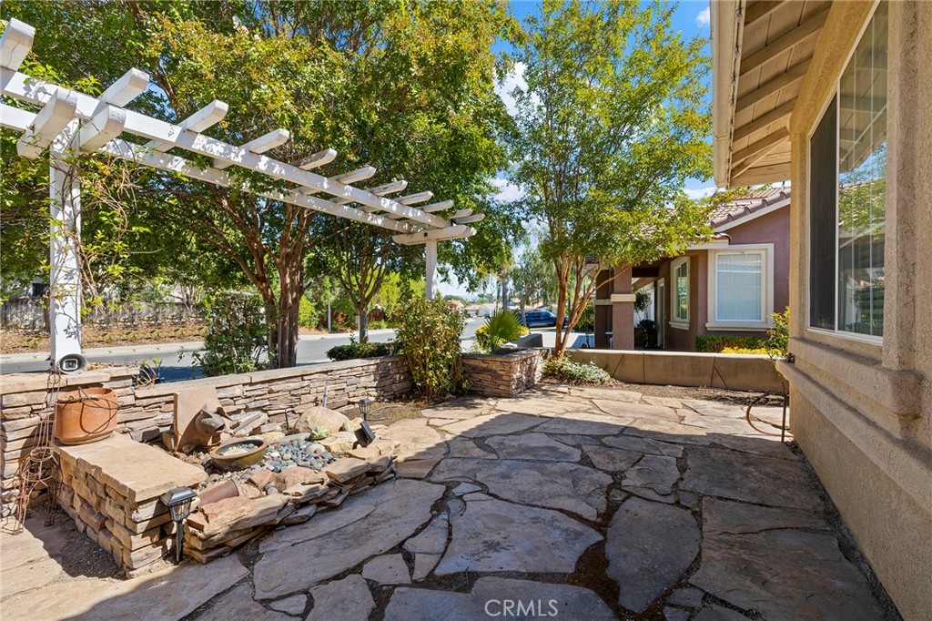 24503 Corte Descanso