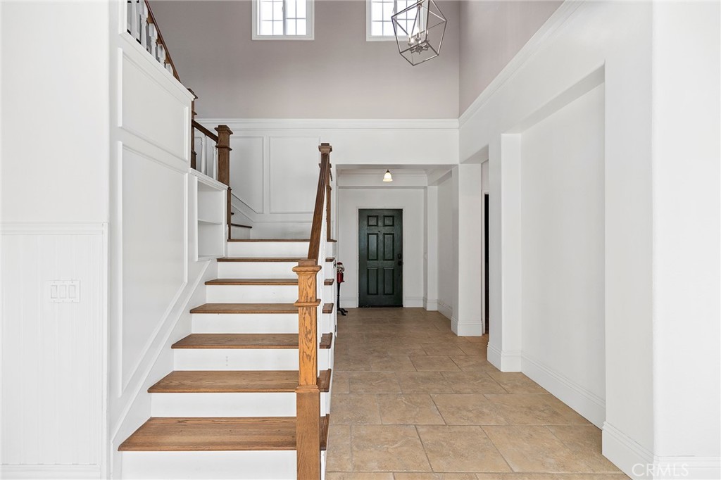 24503 Corte Descanso