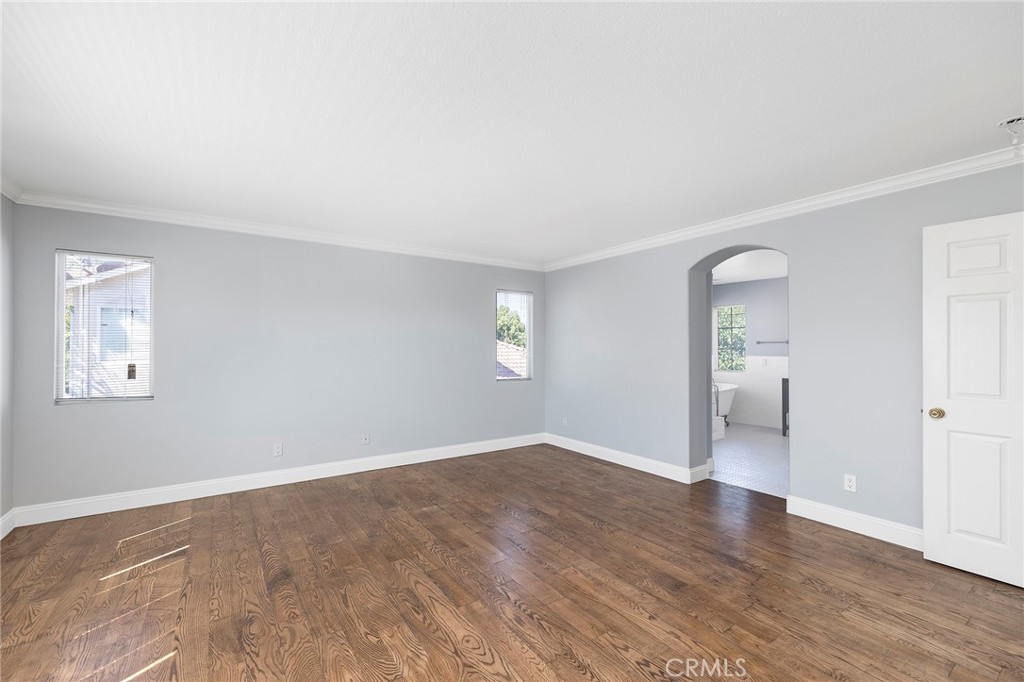 24503 Corte Descanso