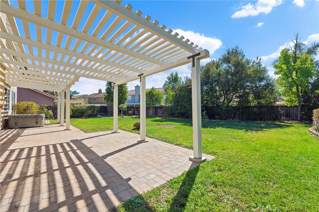 24503 Corte Descanso