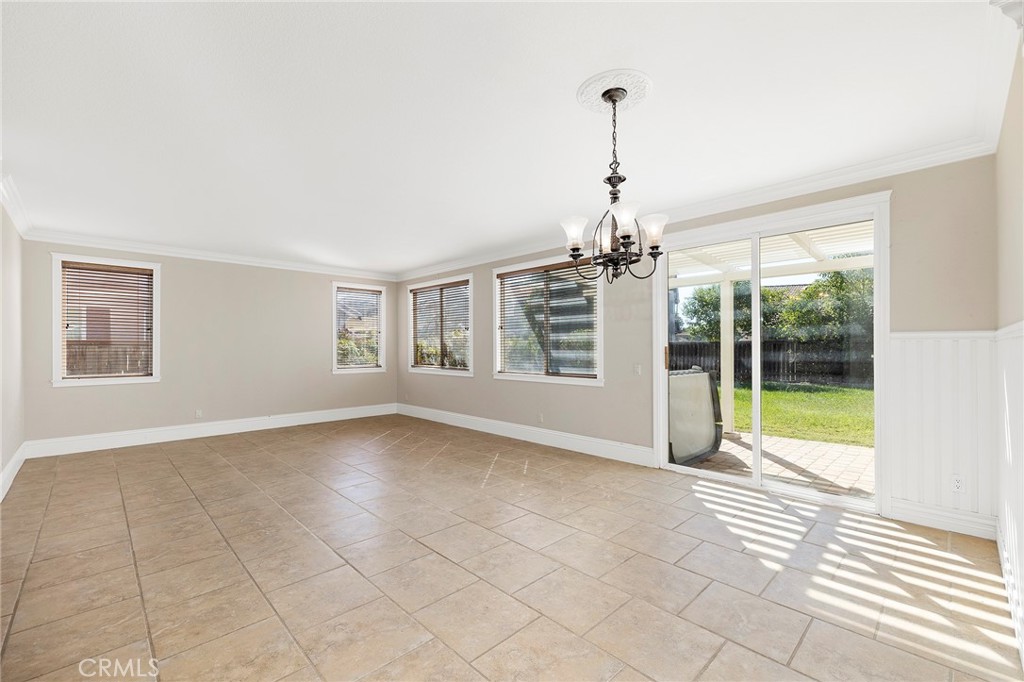 24503 Corte Descanso