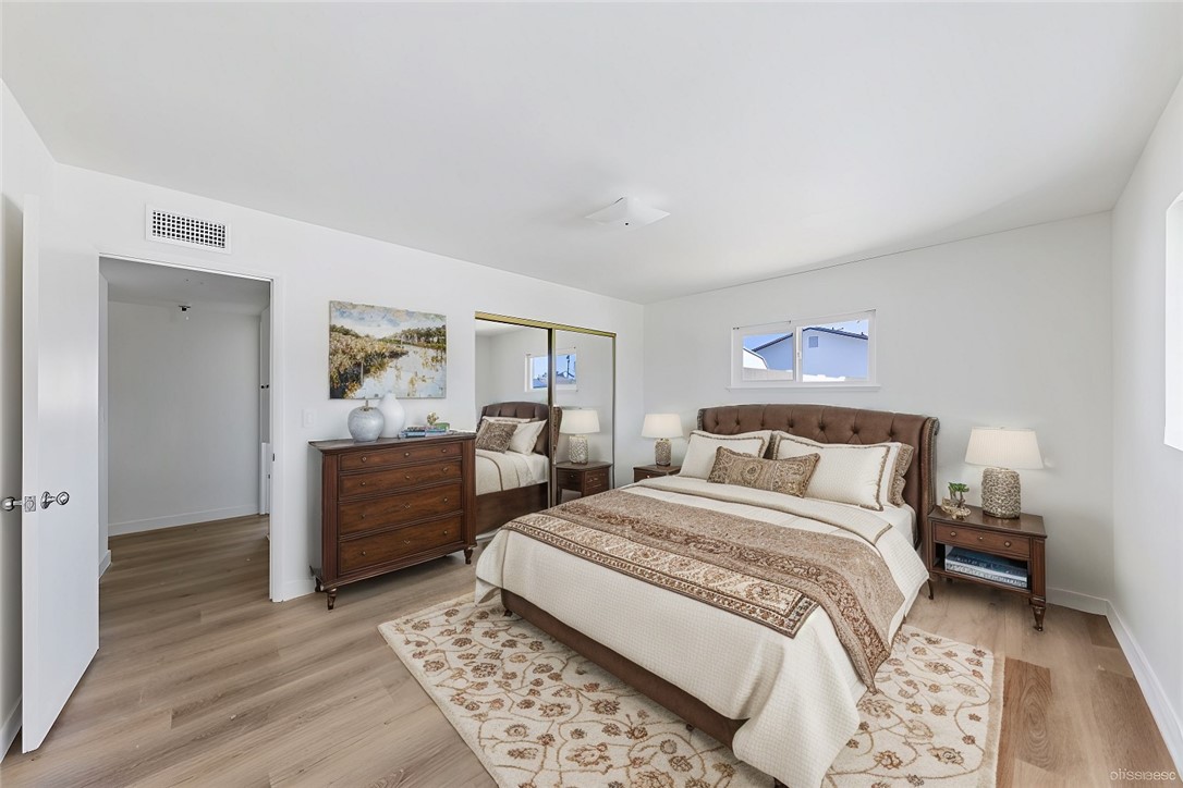 1631 S Conlon Avenue