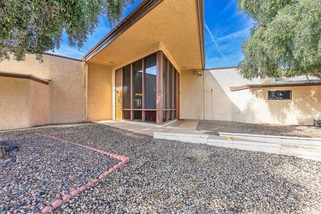 27701 Murrieta Road 70