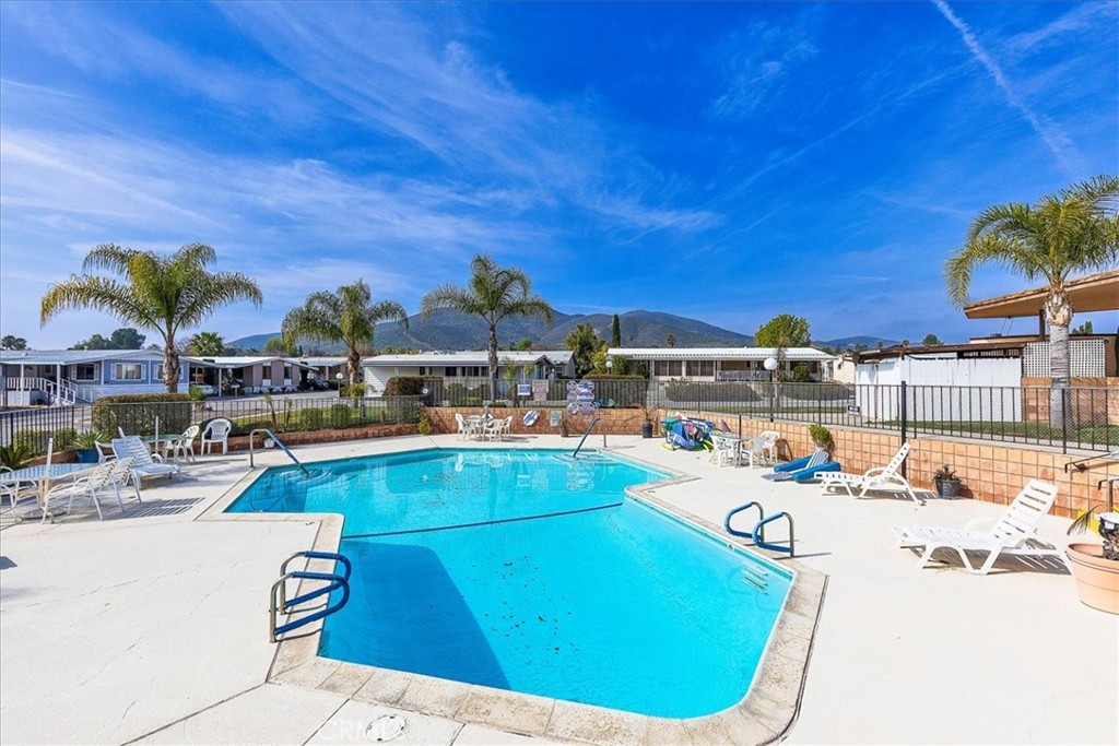 27701 Murrieta Road 70