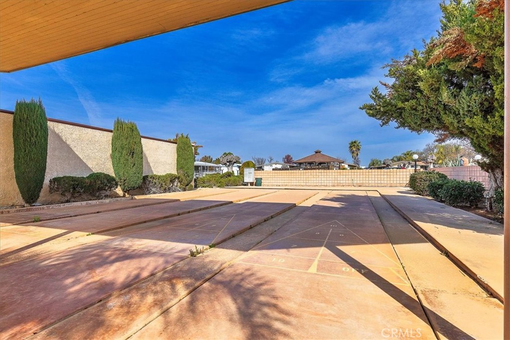 27701 Murrieta Road 70