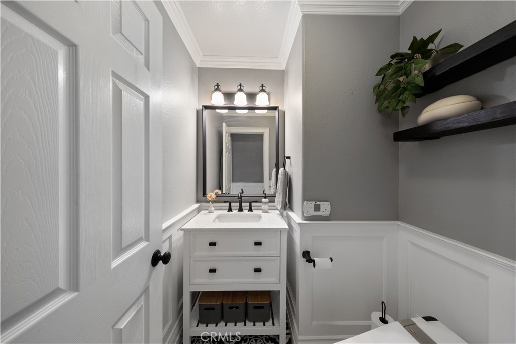 44386 Nighthawk Pass