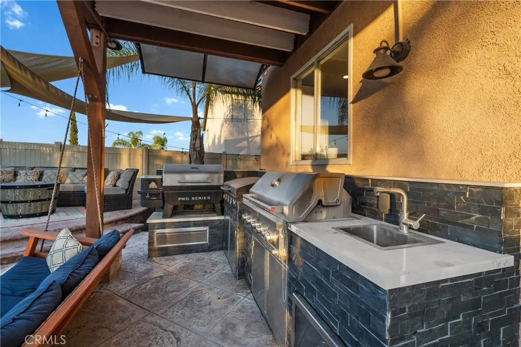 44386 Nighthawk Pass