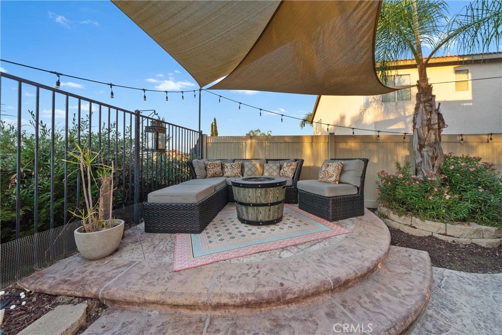 44386 Nighthawk Pass